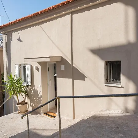 Semesterbostad Mika's Loft - *