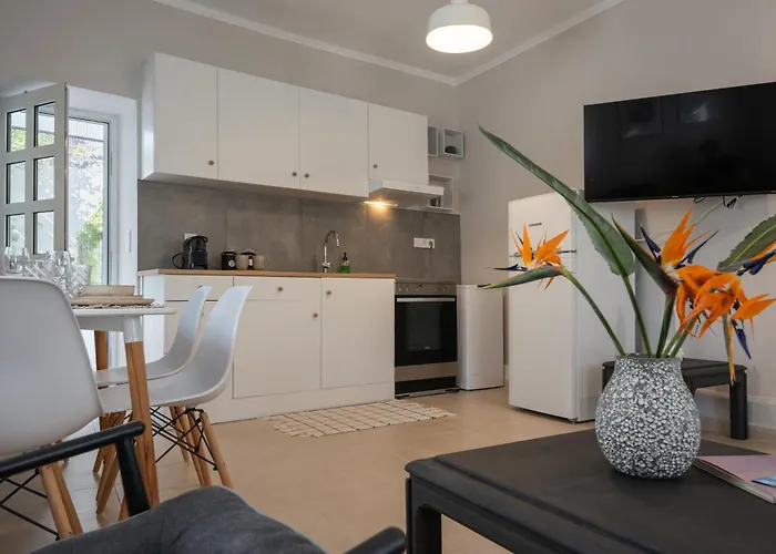 Mika's Loft - * Pylos