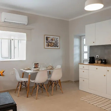 Mika's Loft - Сasa de vacaciones Pilos